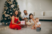 Photos gratuites de à l'intérieur, arbre de noël, bonheur